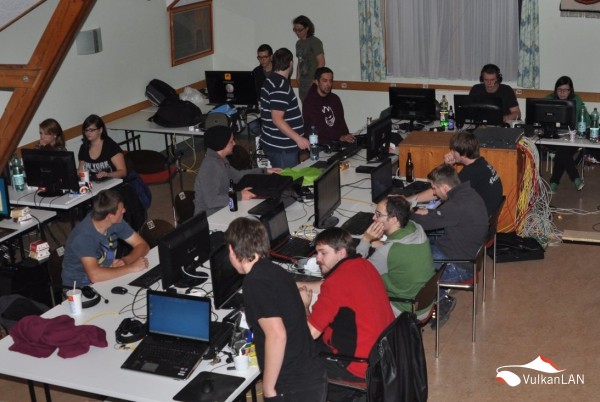 35.VulkanLAN 20121026-28 029 500px