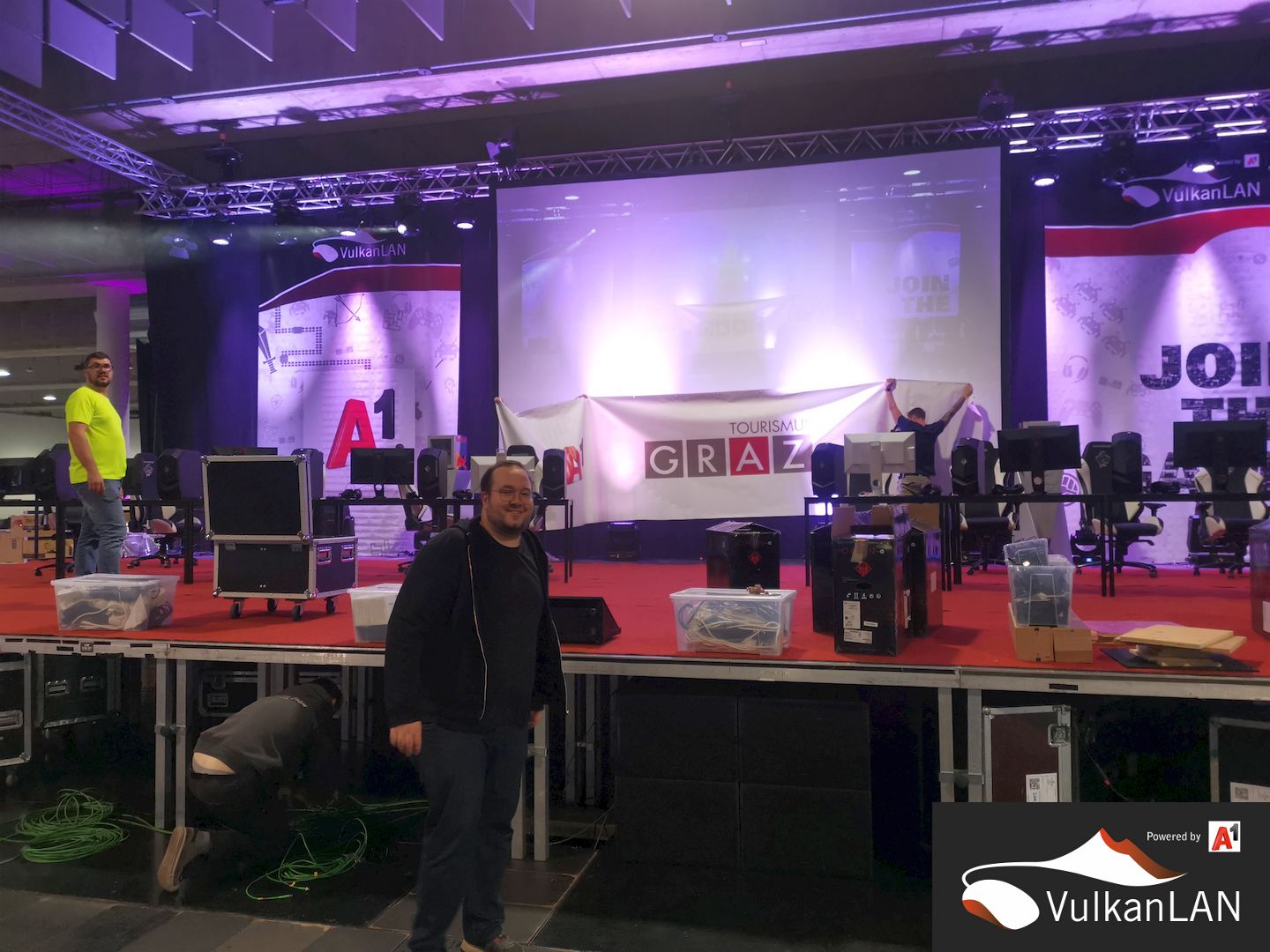 50.VulkanLAN tag2 aufbau IMG 20211028 162352 1440px