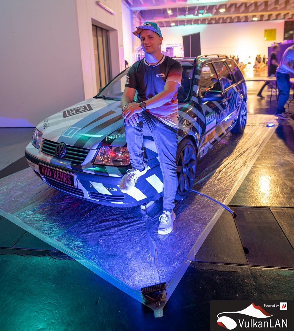 VulkanLAN 20221028 30 (c)Kasofoto KSZ5600