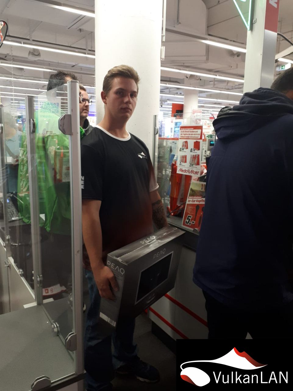 RedBull pLANet One 2018 11 14 17.36.14 1 1280px