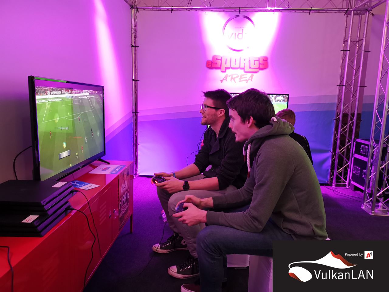 ButtonFestival 2019 IMG 20190315 180113 1280px